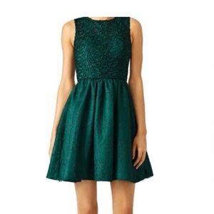 Monique Lhuillier ivy green lace mini dress size 4